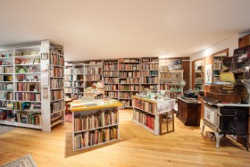 Bonnie Slotnick Cookbooks (East Village Independent Merchants Association)