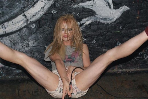 Macy performing at a Northside Festival party at Sugarland. 