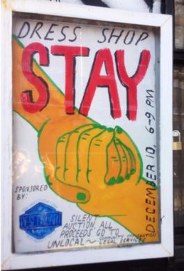 (image courtesy of Dress Shop Gallery)